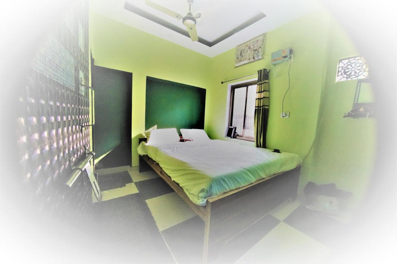 Maa Durga Inn Варанаси Экстерьер фото